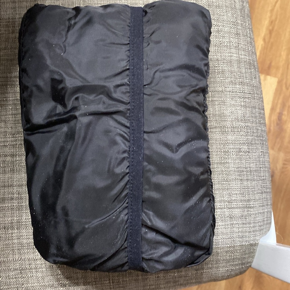 Puffer packable vest for little girl or boy - Picture 7 of 8